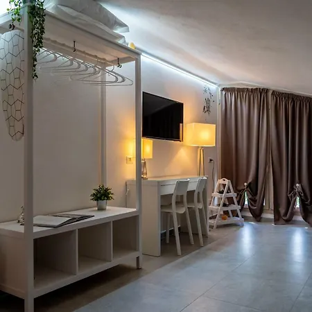 Apartment Afrodite Loft Psiche Verona